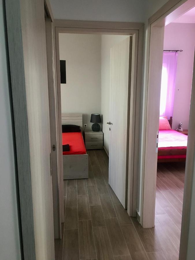 Modern & Comfortable House In The City Center Ermoupoli Exterior foto